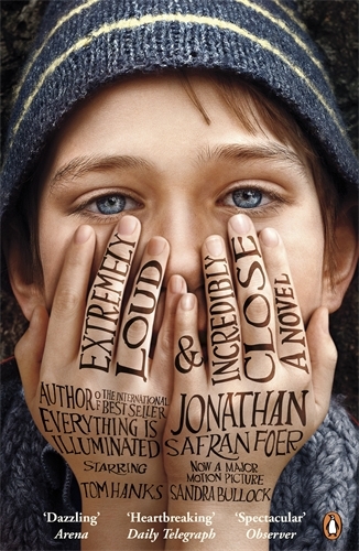 Book cover of Extremely Loud and Incredibly Close by Jonathan Safran Foer