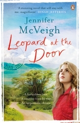 Book cover of Leopard at the Door by Jennifer McVeigh