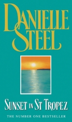 Book cover of Sunset in St Tropez by Danielle Steel