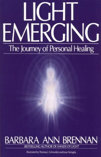Book cover of Light Emerging by Barbara Ann Brennan