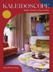 Book cover of Kaleidoscope by Amy Moorea Wong