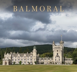 Book cover of Balmoral by Mary Miers
