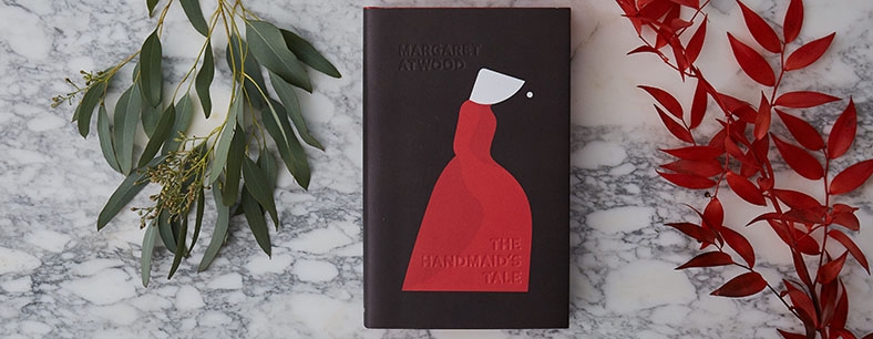 Vintage designers pick their favourite book covers of 2017 