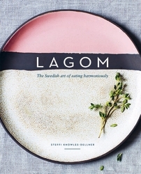 Book cover of Lagom by Steffi Knowles-Dellner